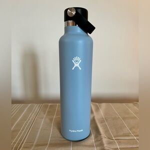 24 oz Pale Blue HydroFlask